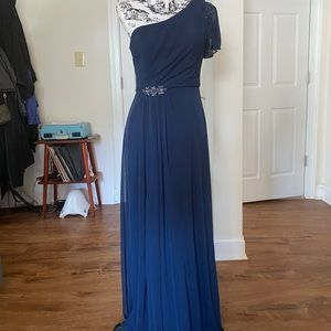 David’s Bridal Bridesmaid Navy dress size 6